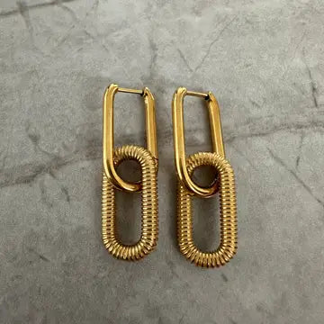 INTERLOCKING EARRINGS